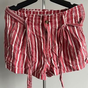 American Eagle High Wasted Stripped Shorts
